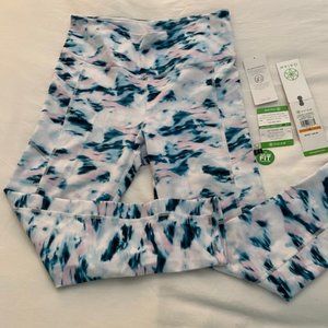 GAIAM HIGH RISE CAPRI LENGTH YOGA LEGGING